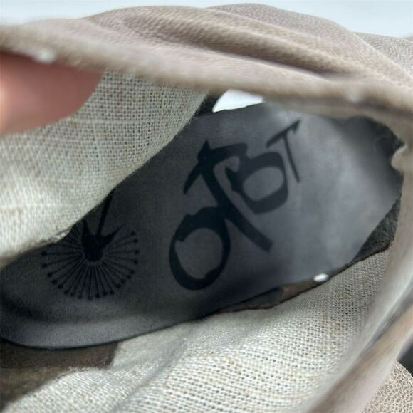 OTBT Patchouli Ruched Gray Leather Back Zipper Heeled Sandals Size 9M Open Toe - Picture 12 of 14